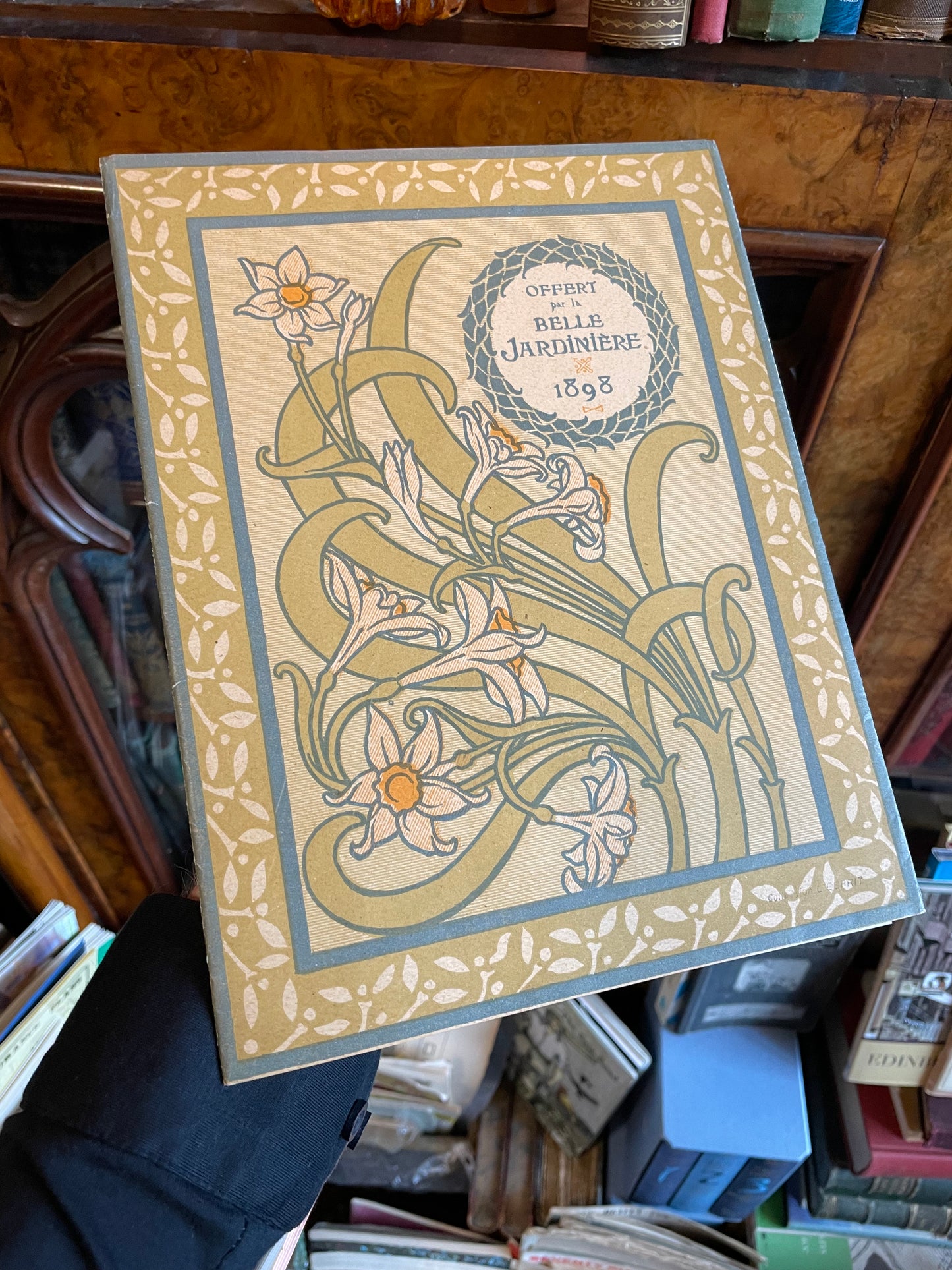 La Belle Jardiniere : French Fashion Art Nouveau Calendar for 1898