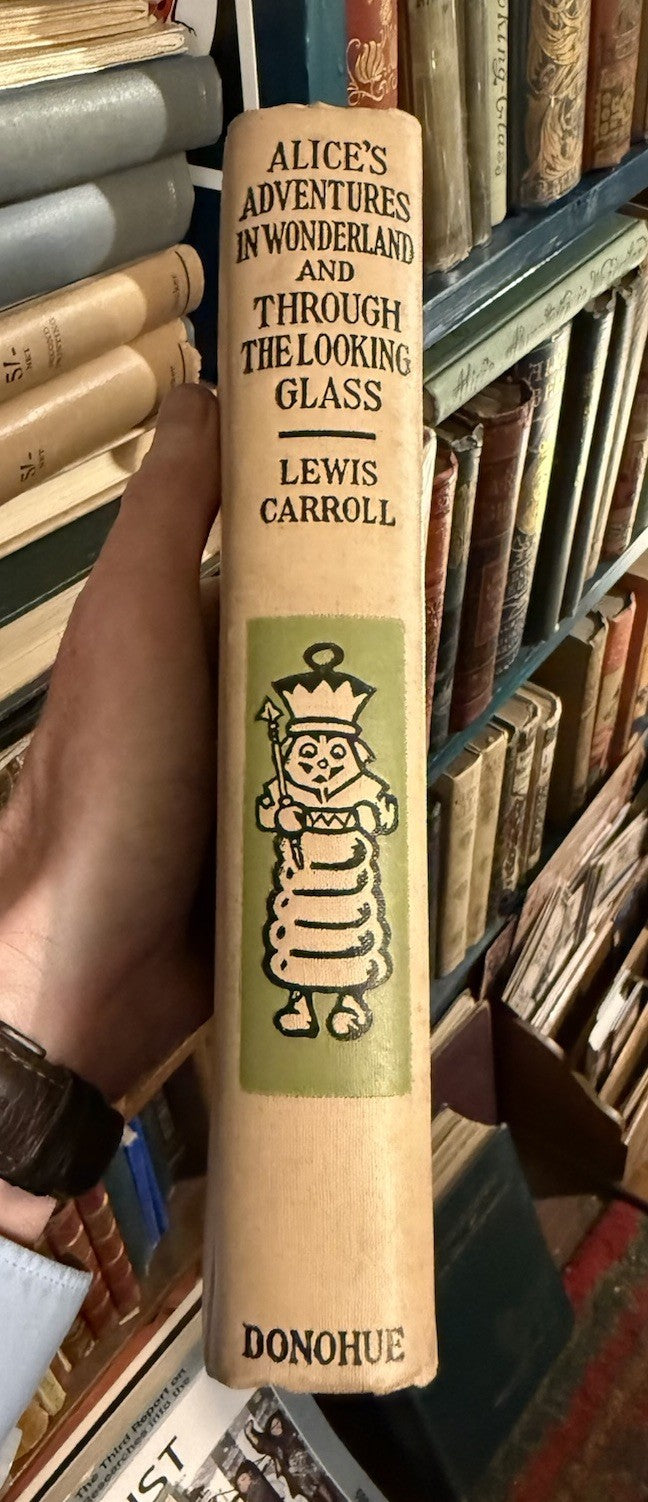 Alice's Adventures in Wonderland & Through the Looking-Glass : Lewis Carroll
