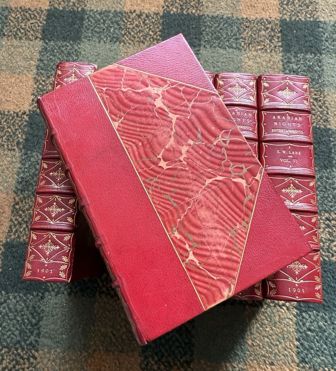 1901 Arabian Nights Entertainments : E W Lane : Bindings by Jackel & Co