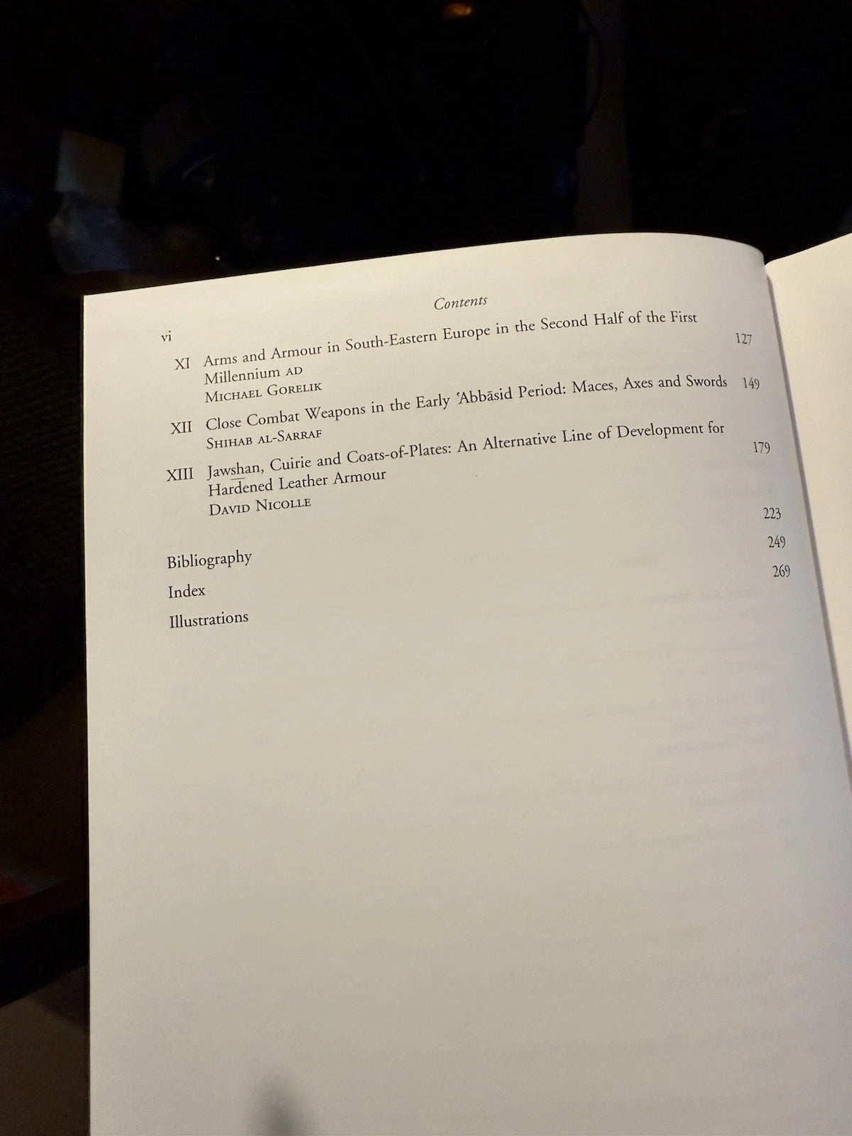 Companion To Medieval Arms And Armour : David Nicolle (2002, 1st in DJ) History