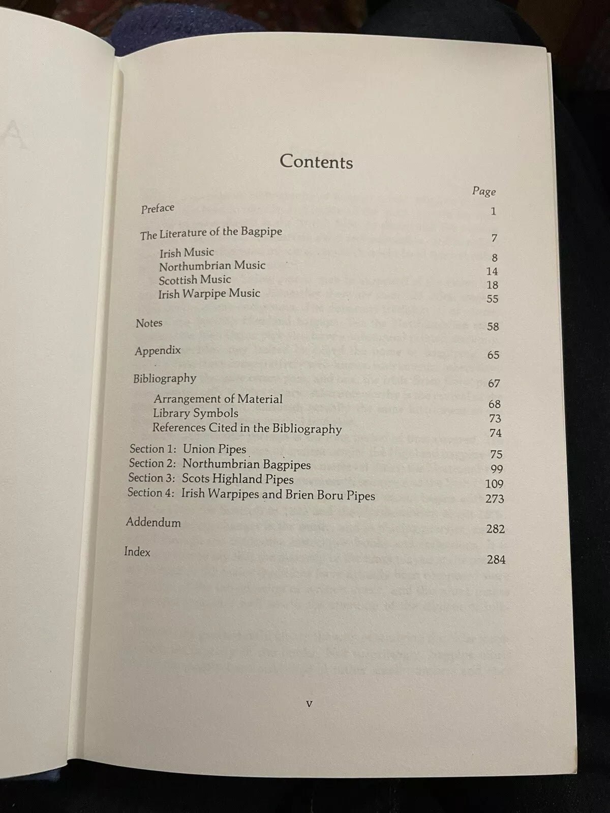 A Bibliography of Bagpipe Music : Roderick D Cannon : Piobaireachd : Scotland