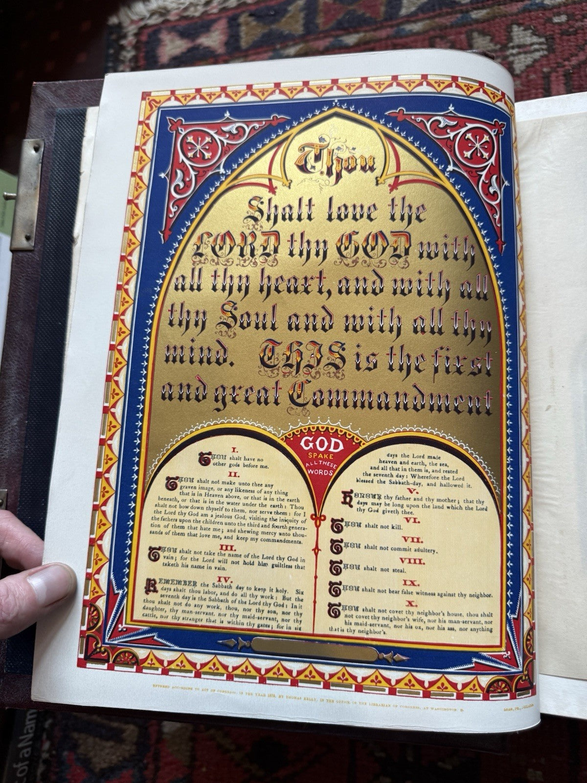 EXQUISITE Large Clasped HOLY BIBLE : Sculpted Boards : 16.4kg : 5.5 Inches Thick