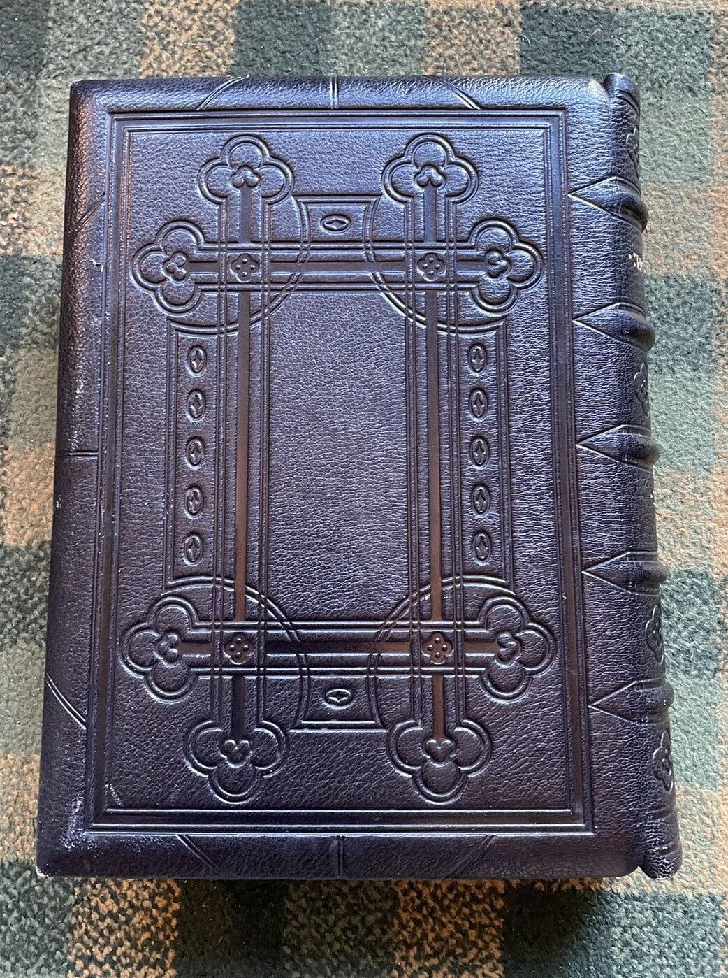 Large Victorian Holy Bible : Commentaries of Henry and Scott : A Very Fine Copy