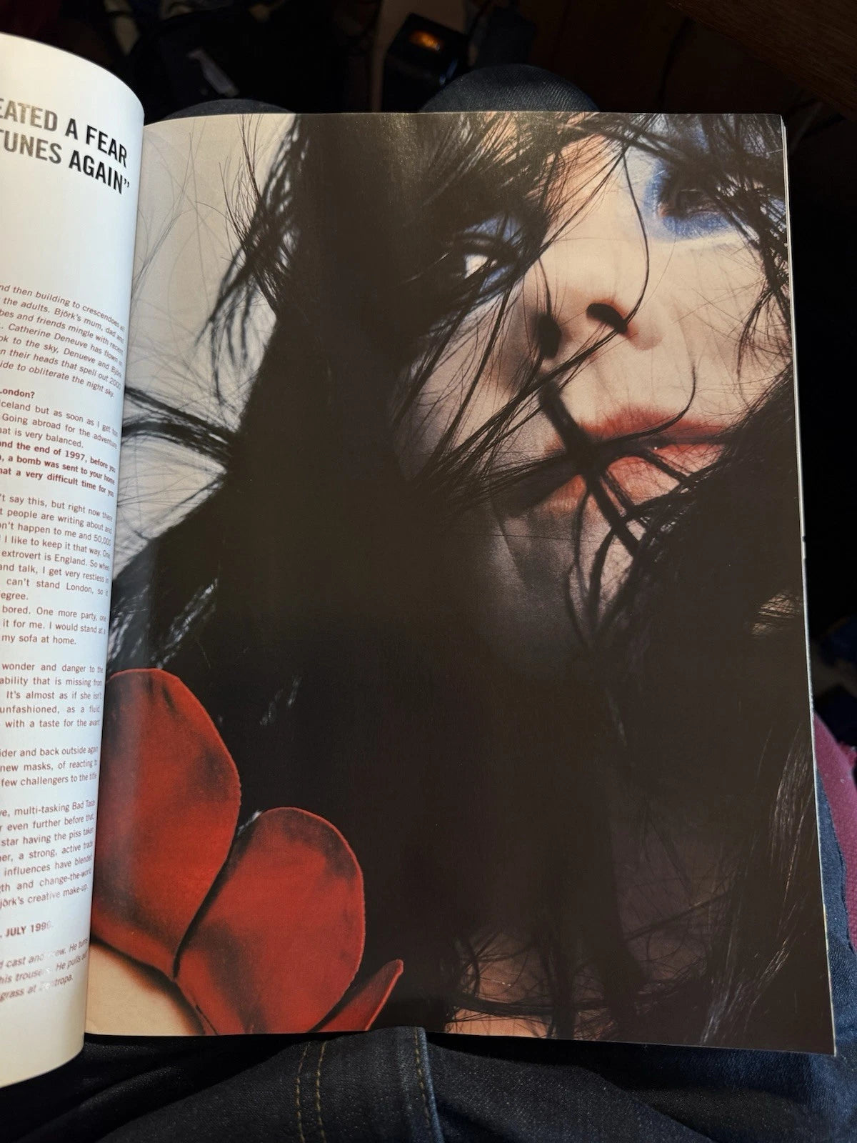 BJORK Magik : DAZED & CONFUSED MAGAZINE MAY 2000