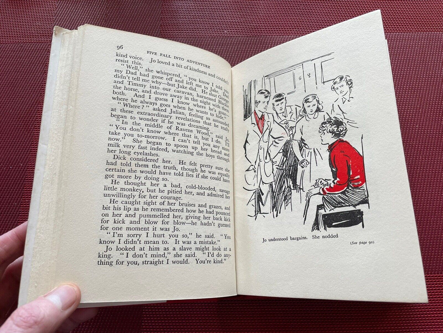 Enid Blyton : Five Fall Into Adventure : 1st Edition 1950 : VG in Dust Jacket