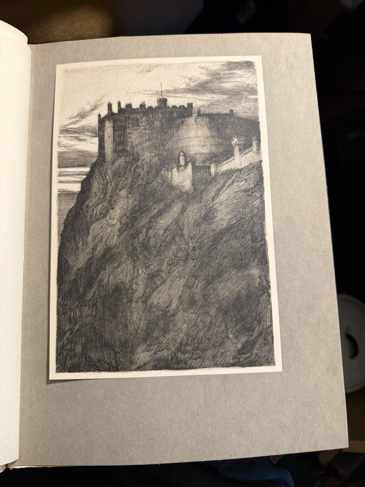 The Story of Edinburgh Castle : Louis Weirter : Scottish History : War 1913