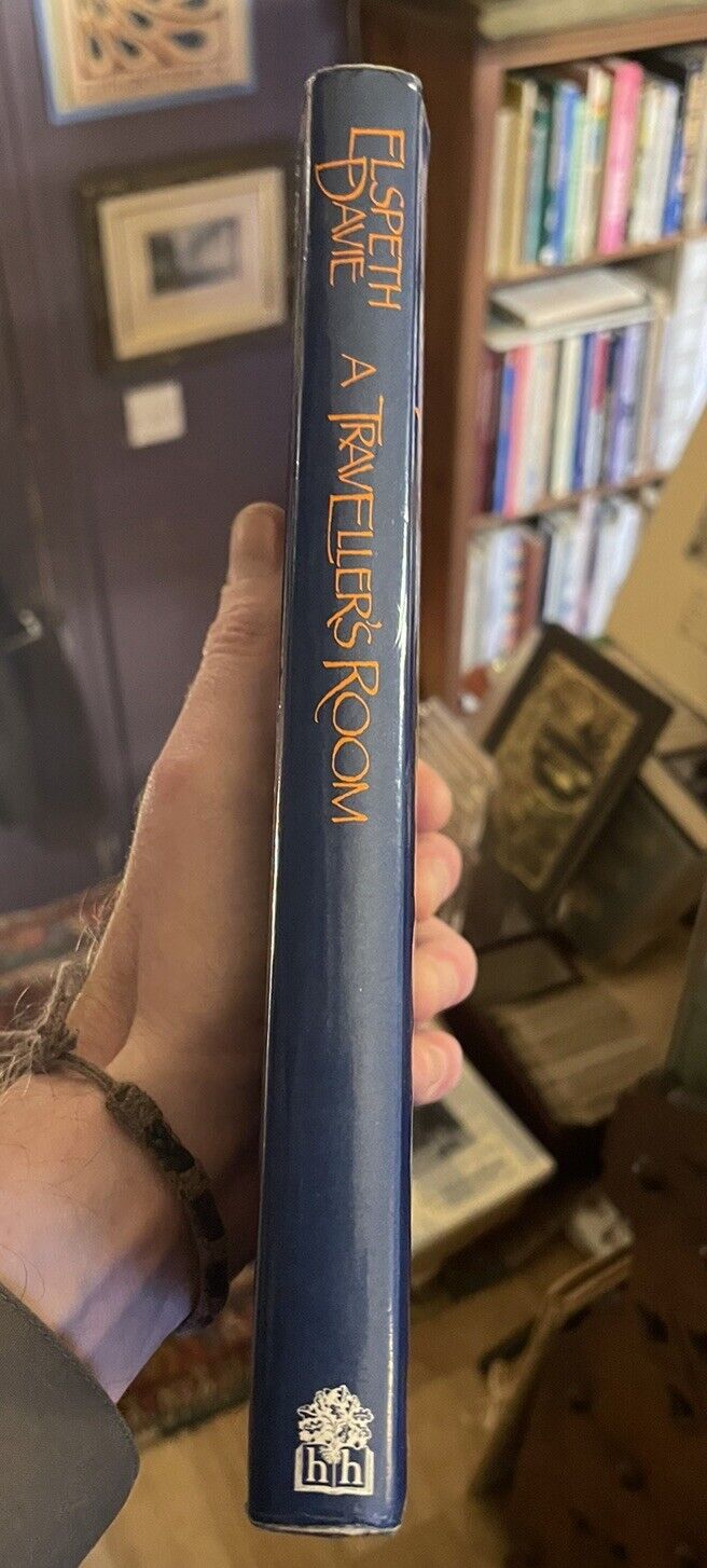 Elspeth Davie : A Traveller's Room : Short Stories 1st 1985