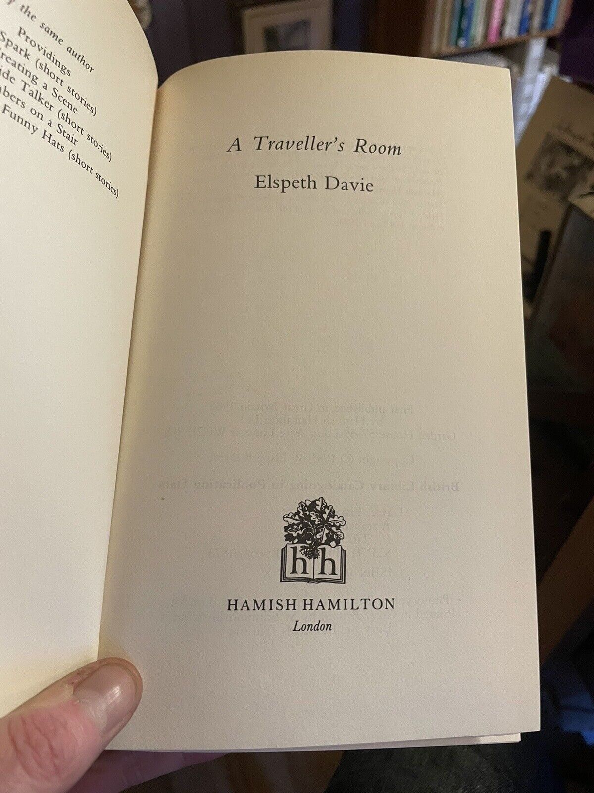 Elspeth Davie : A Traveller's Room : Short Stories 1st 1985
