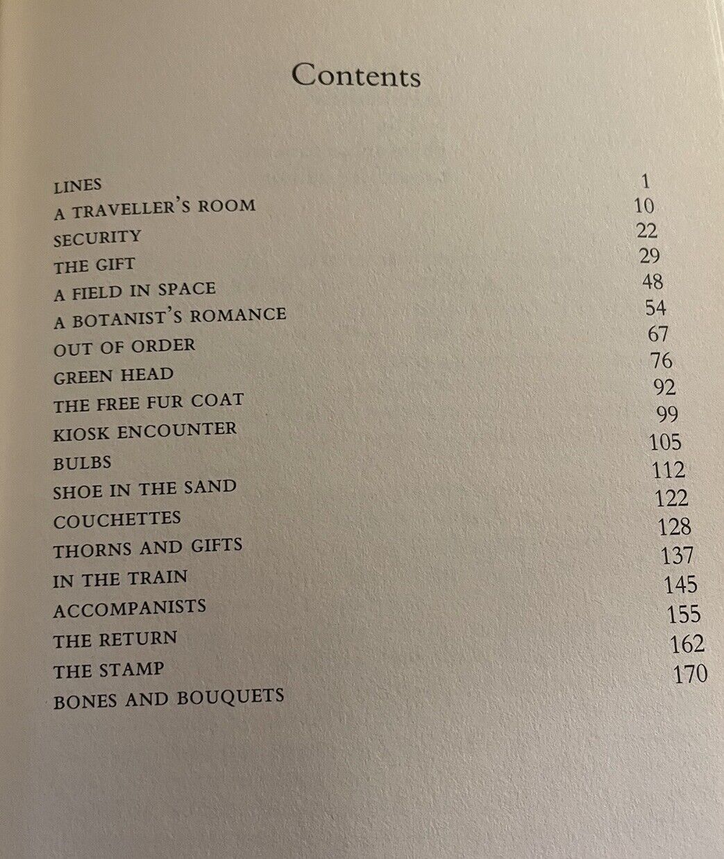 Elspeth Davie : A Traveller's Room : Short Stories 1st 1985