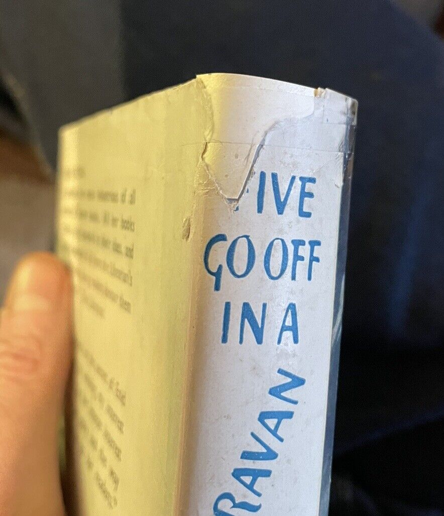 Enid Blyton : Five go off in a Caravan : 1st Edition 1946 : Good Copy