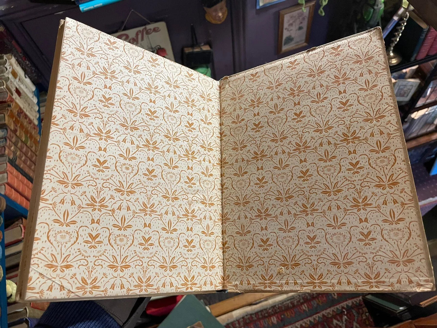 1899 Walter Crane : Flora's Feast a Masque of Flowers :Childrens Flower Book