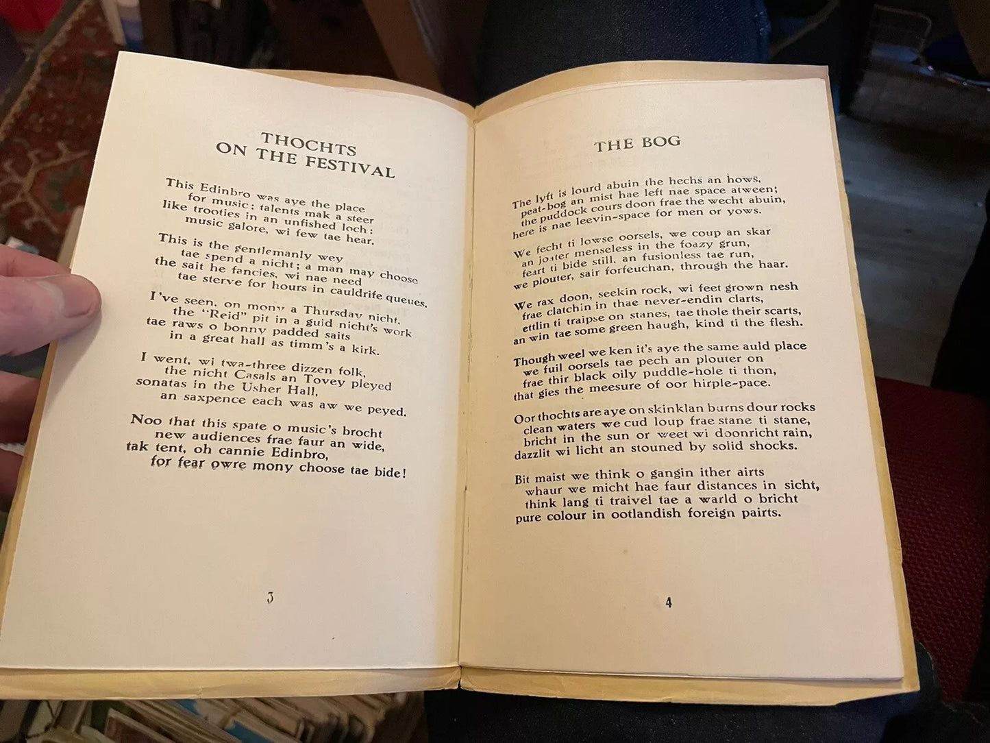 1949 Robert Garioch : Chuckies on the Cairn : Poems in Scots & English : 1st Ed