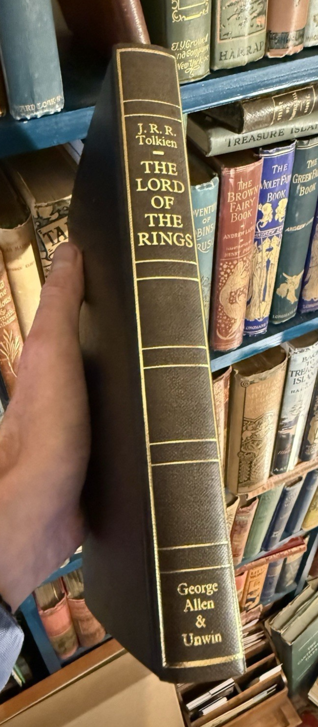 J R R Tolkien : The Lord Of The Rings : First Deluxe Edition 1969 : India Paper