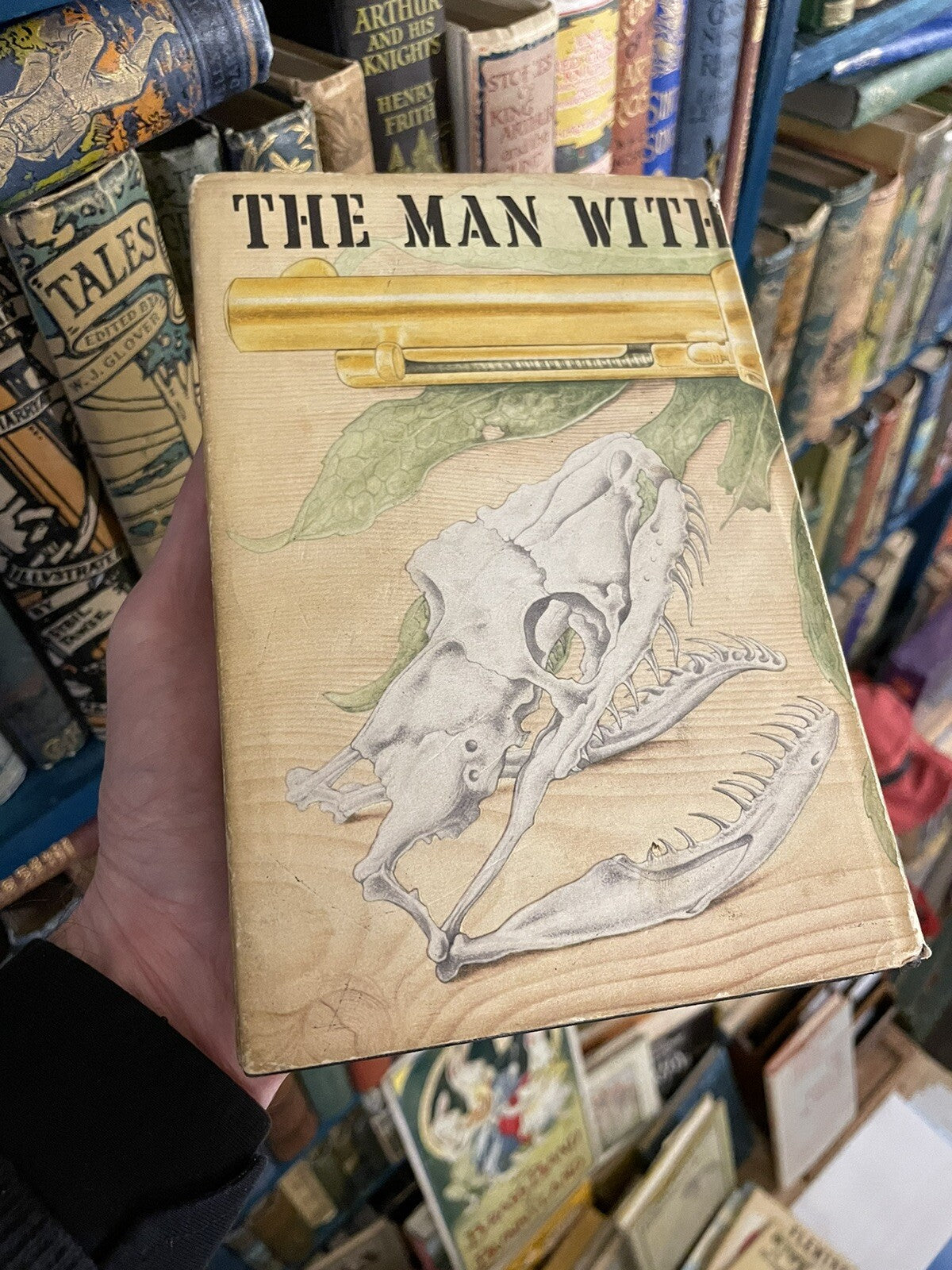Ian Fleming : The Man With The Golden Gun : 1st/1st Edition 1965 : HB in DJ