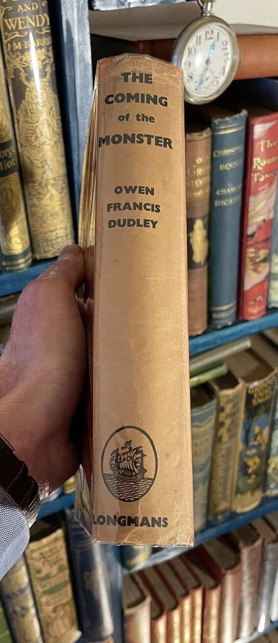 1936 The Coming of the Monster : Owen Francis Dudley : Detective Novel in DJ