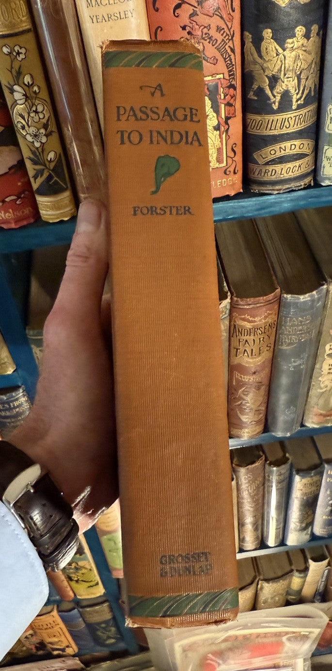 Passage to India : E.M. Forster : Grosset & Dunlap 1924