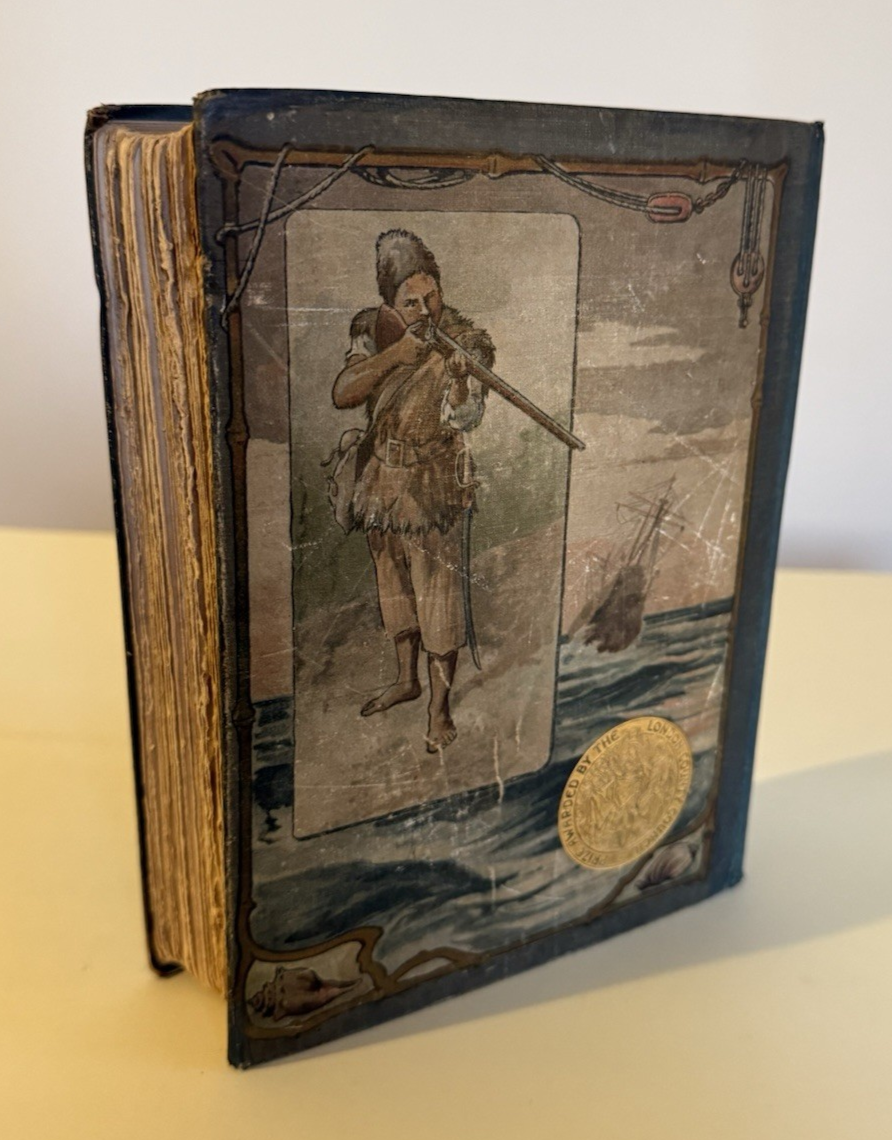 1905 Robinson Crusoe : Daniel Defoe : Decorative Binding : Symington