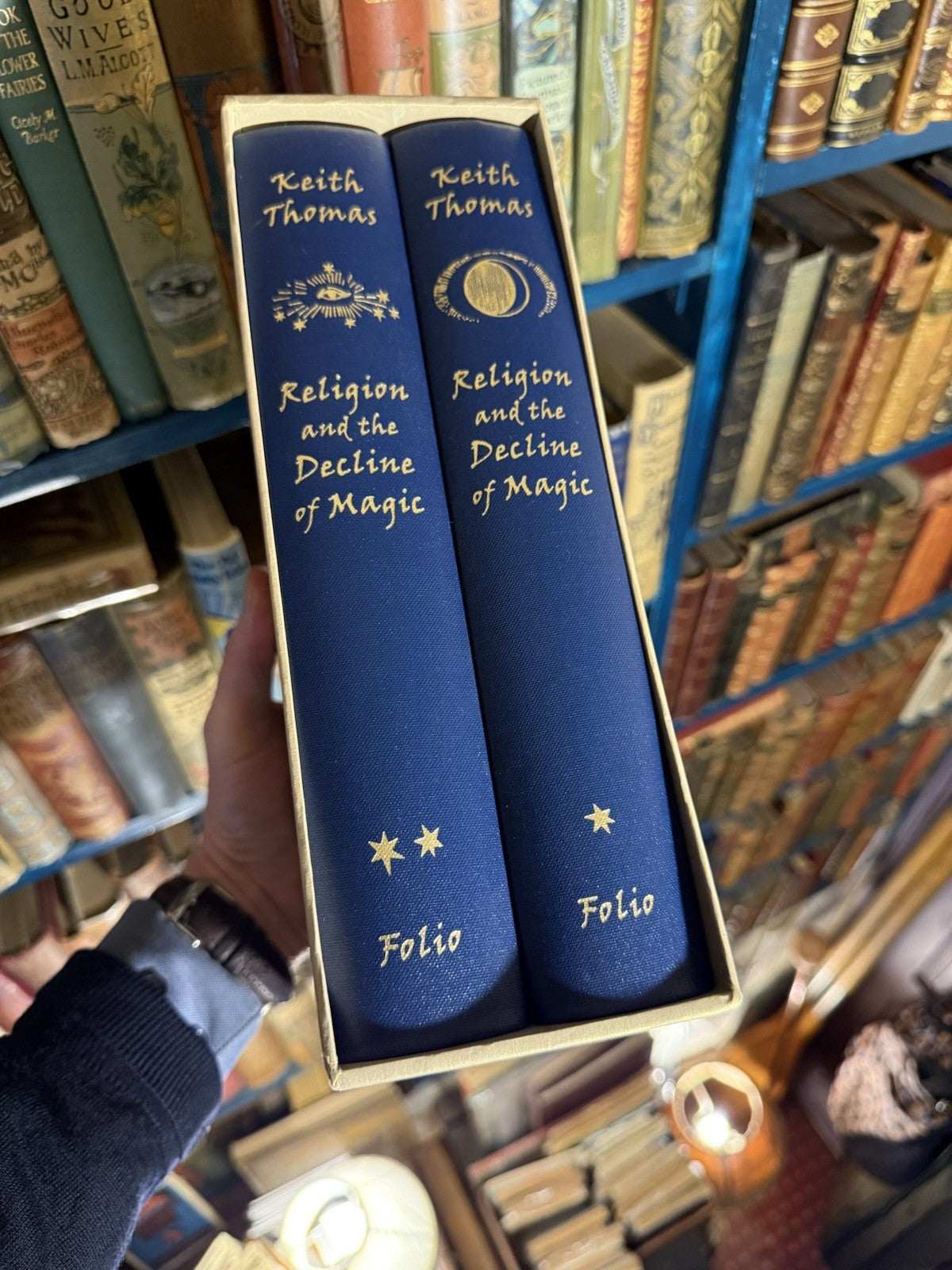 2012 Religion and the Decline of Magic : Keith Thomas : Folio Society
