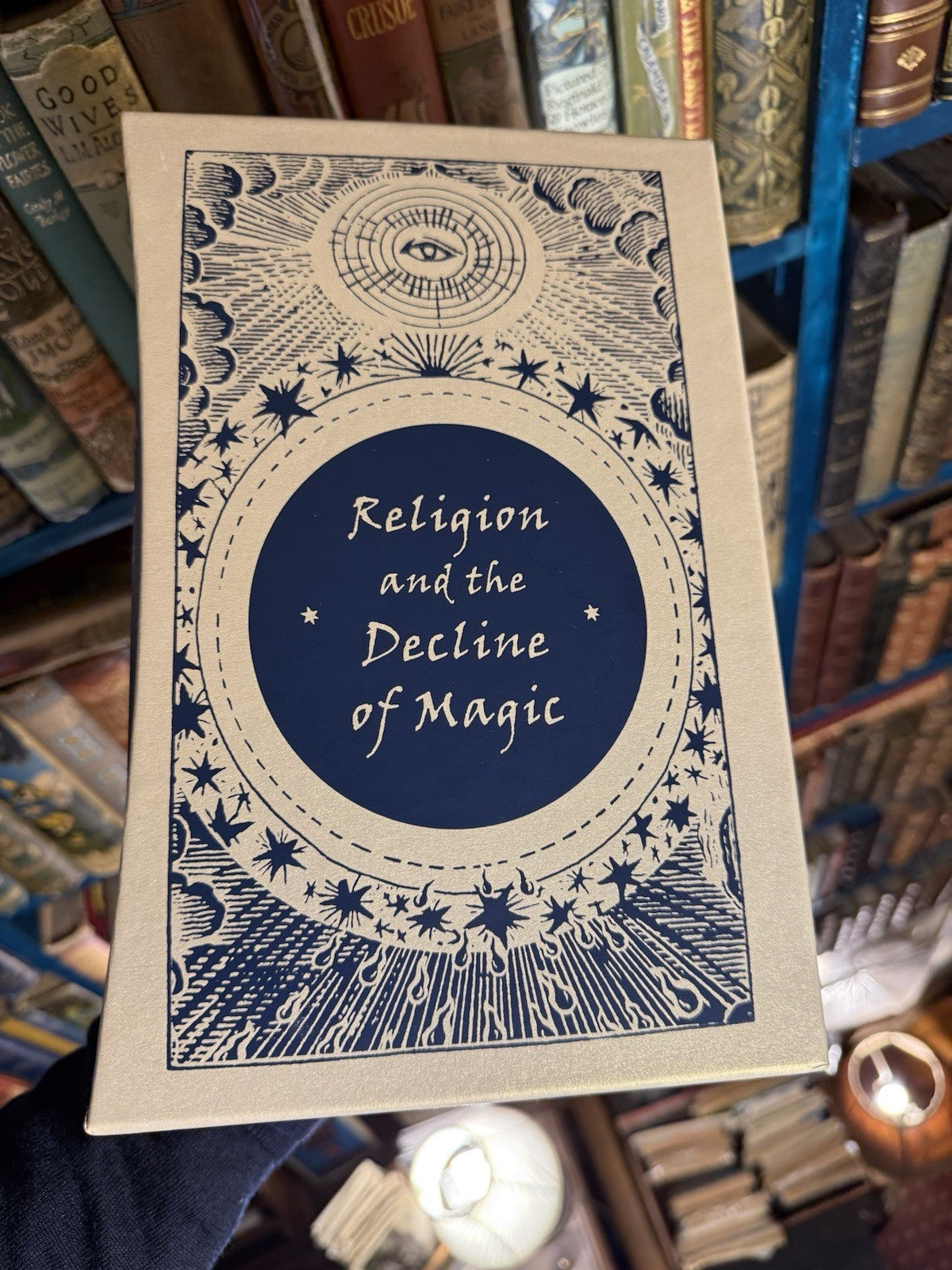 2012 Religion and the Decline of Magic : Keith Thomas : Folio Society