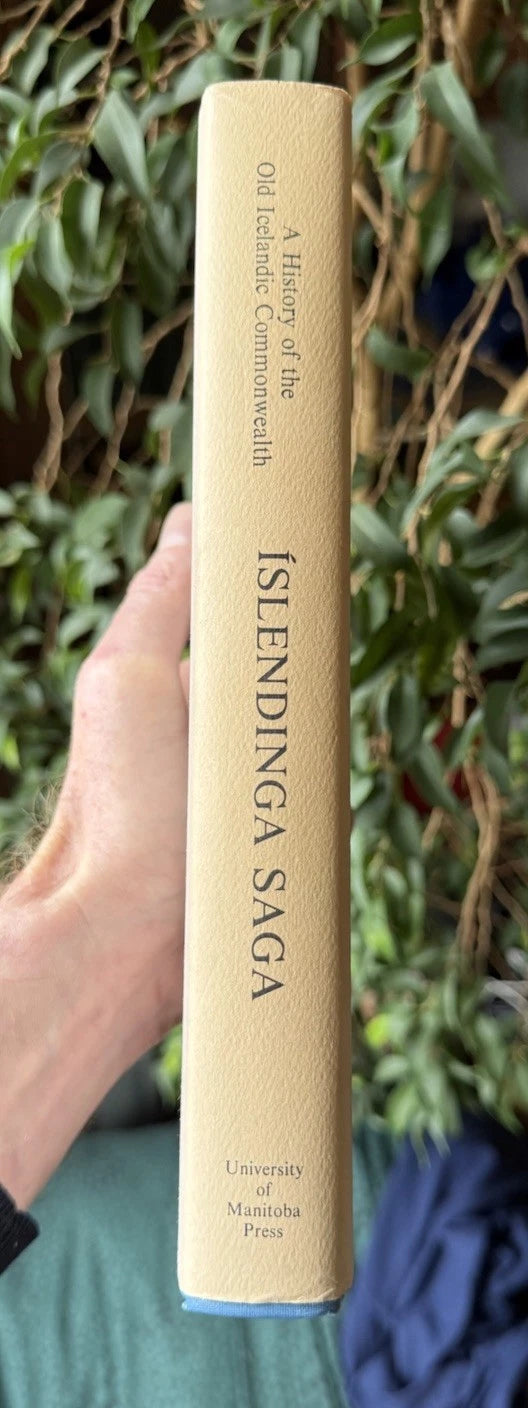 A History of the Old Icelandic Commonwealth : Islendinga Saga : Johannesson