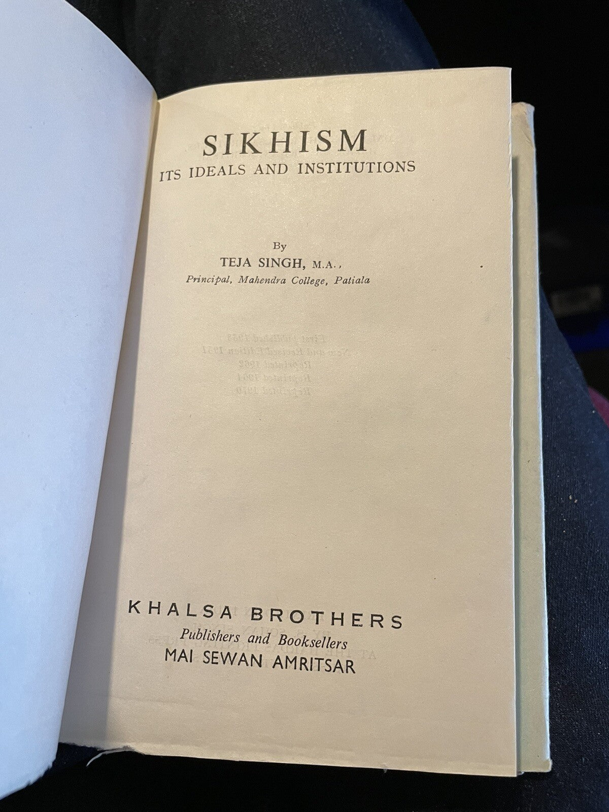 SIKHISM : Its Ideals & Institutions : Teja Singh : Sikh Rites & Prayer 1970