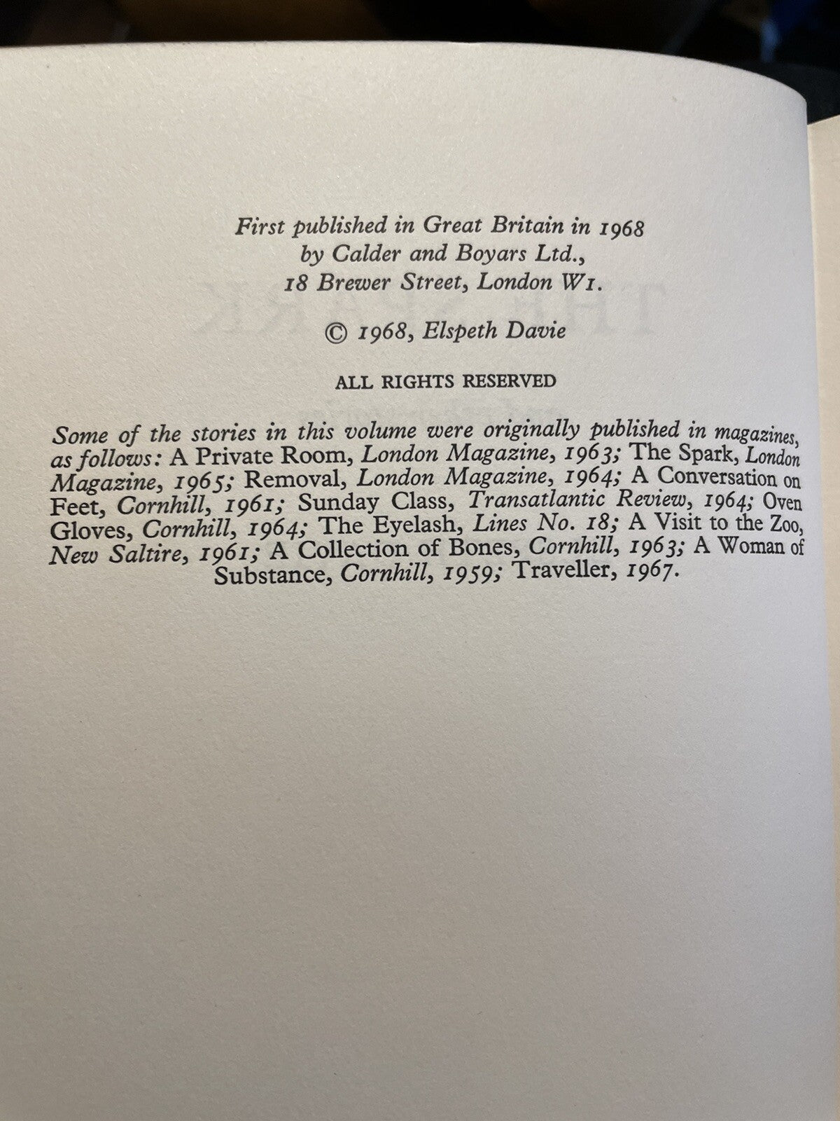 Elspeth Davie : The Spark and Other Stories : 1st UK Edition VGC