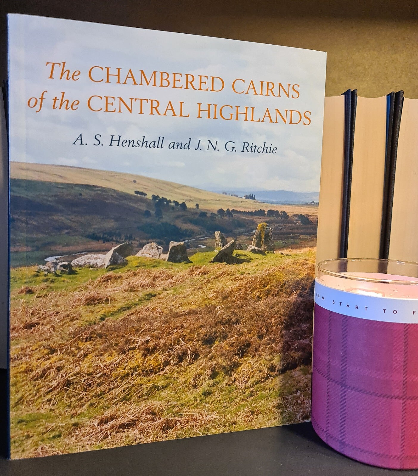 The Chambered Cairns of the Central Highlands, Henshall & Ritchie: 1st Edition