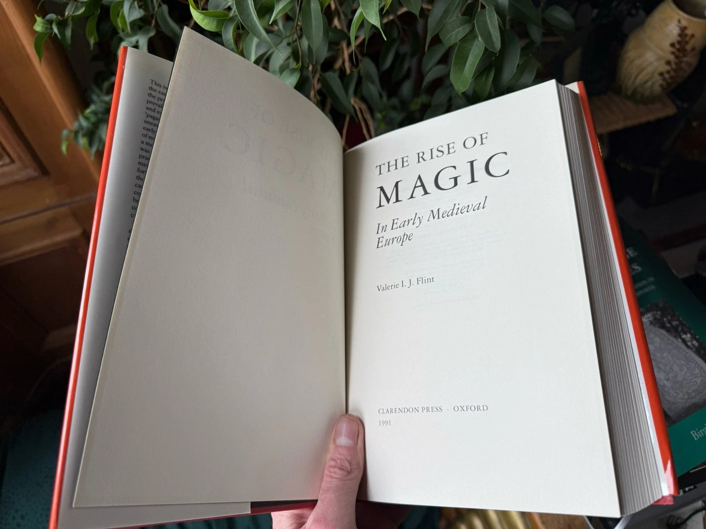 The Rise of Magic in Early Medieval Europe : Valerie I. J. Flint : Middle Ages