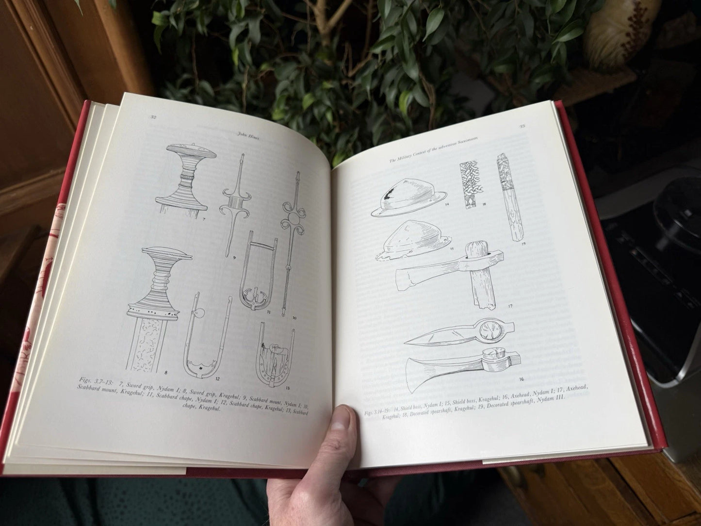 1989: Weapons and Warfare in Anglo-Saxon England; Sonia Chadwick Hawkes: VGC
