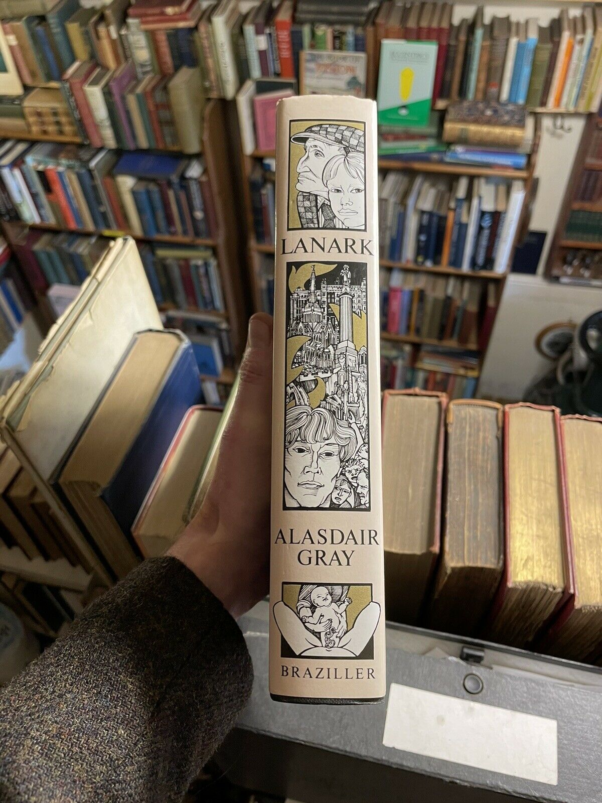 LANARK : Alasdair Gray : FIRST US EDITION Hardback In DW