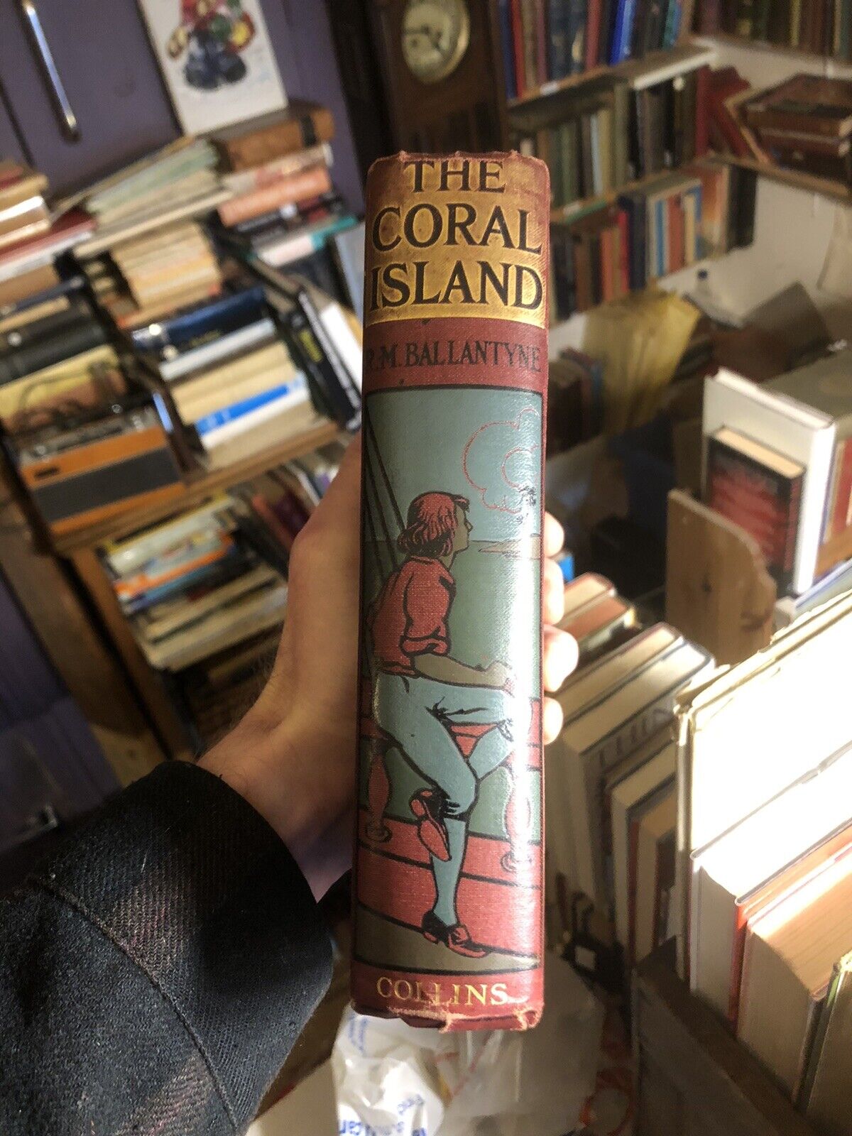 1912 THE CORAL ISLAND : R M Ballantyne : ILLUS by J E SUTCLIFFE Pictorial Cloth