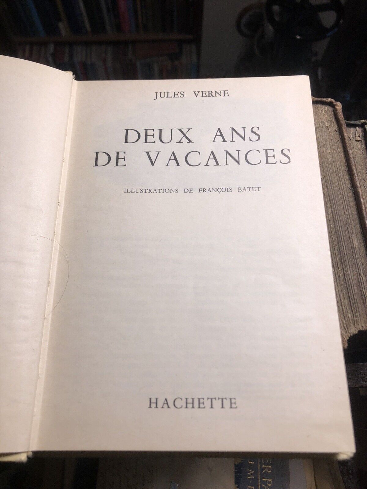 Jules Verne : DEUX ANS DE VACANCES Hachette Edition ILLUSTRATED Hardback 1960