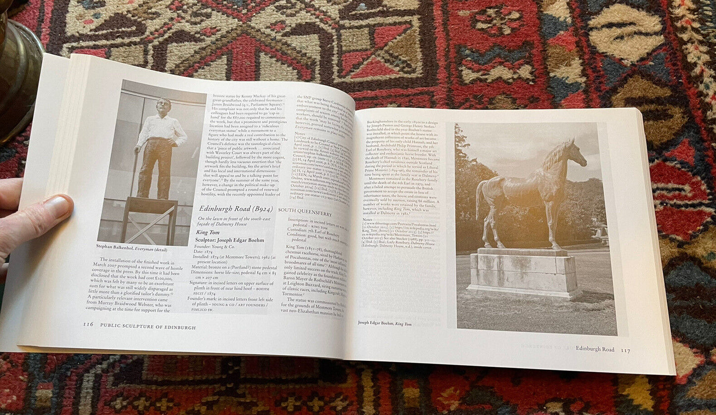 Public Sculpture of Edinburgh : Old & New Town, Leith & Suburbs (2 Vols)