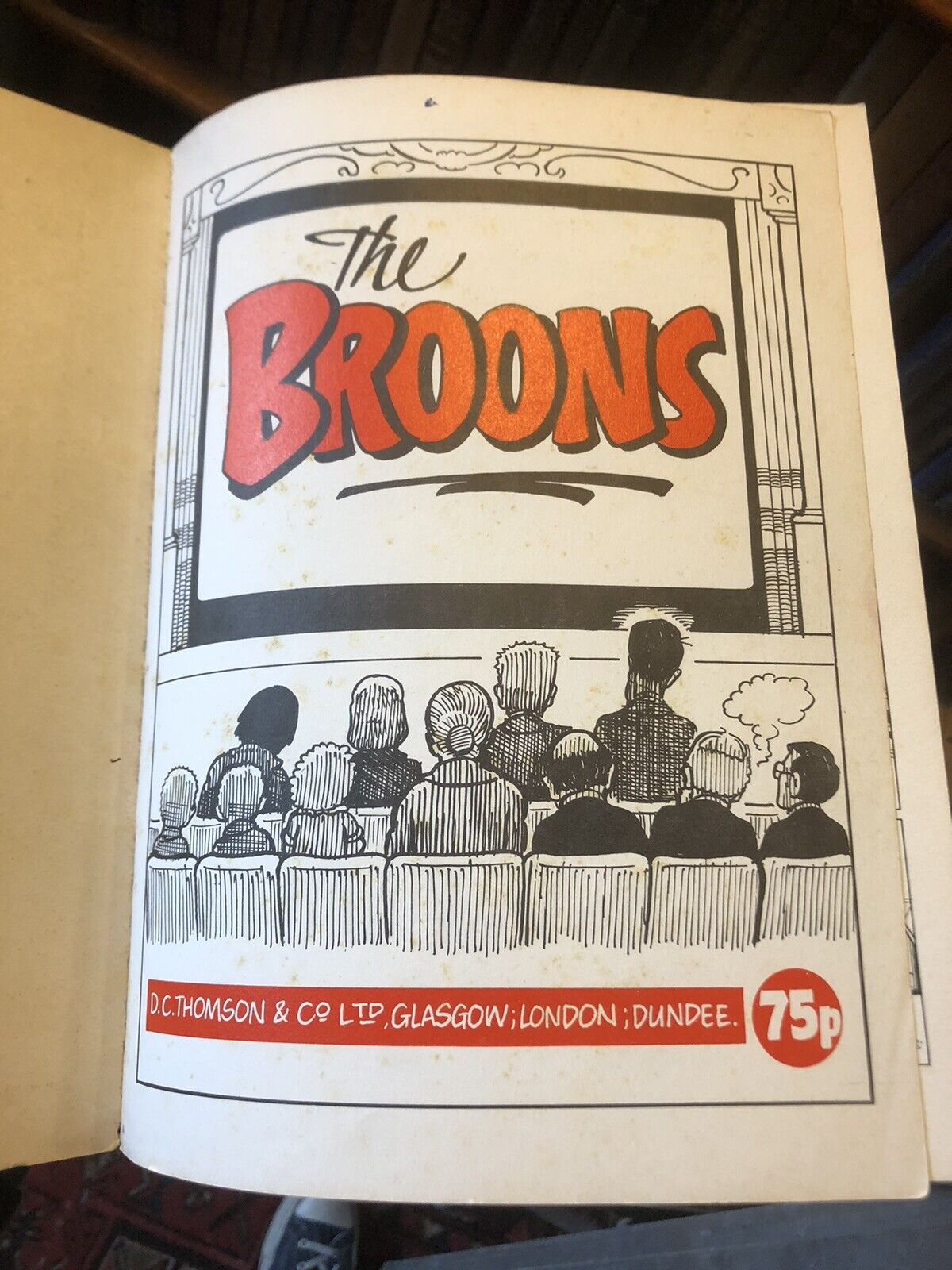 The Broons 1977: Scottish Comic Book Annual : Scotland : Dudley D Watkins