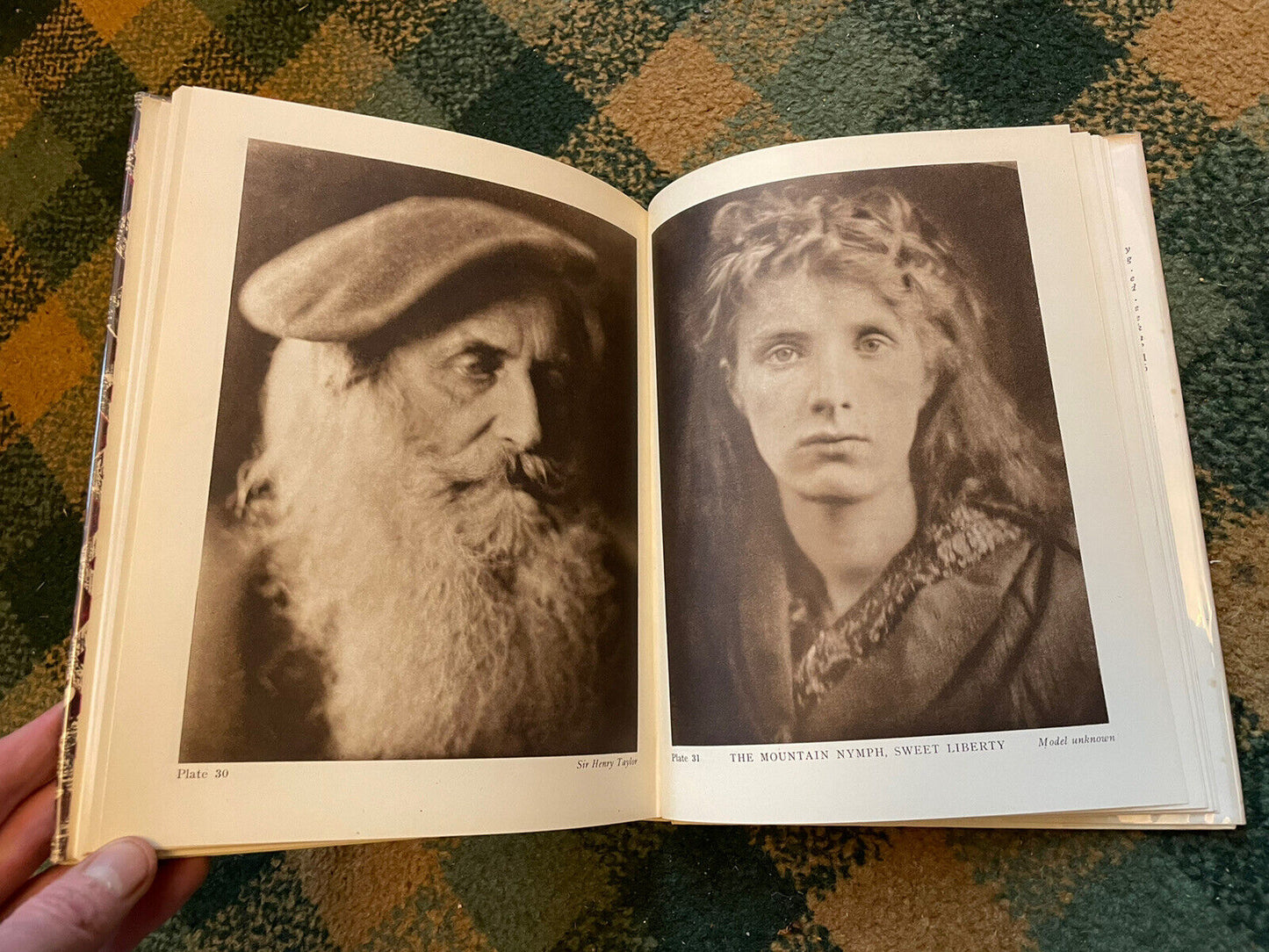 Julia Margaret Cameron ; Her Life and Photographic Work : Photography / 1st 1948