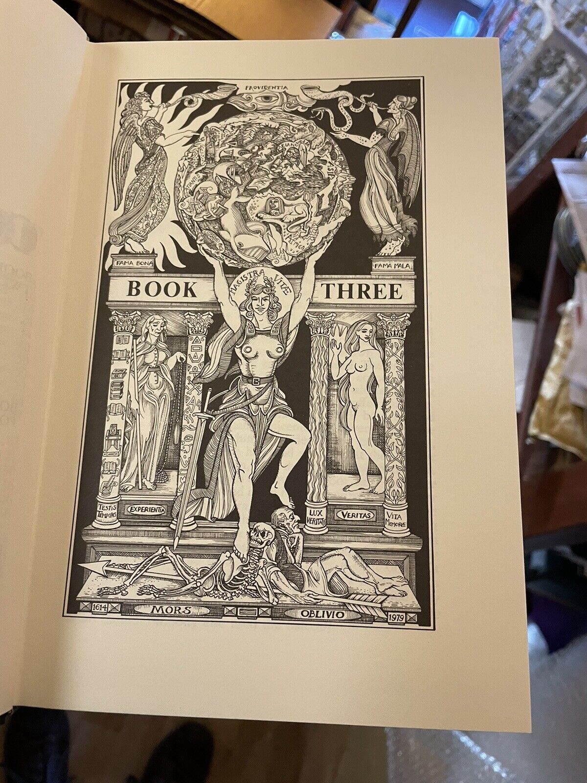 LANARK : Alasdair Gray : FIRST AMERICAN EDITION Hardback In DW