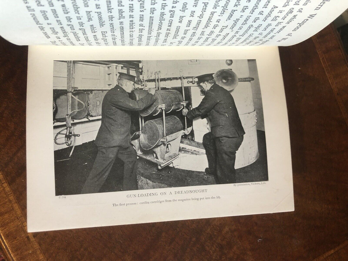 1915 Modern Weapons of War ( WWI ) Military Combat Submarines Guns Mines Battle