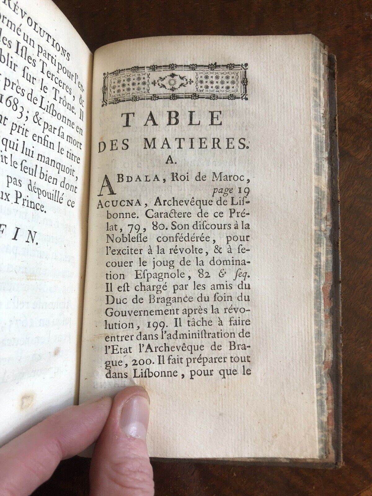 1773 Revolutions de Portugal : M. L'Abbe de Vertot : With Frontis & Family Tree