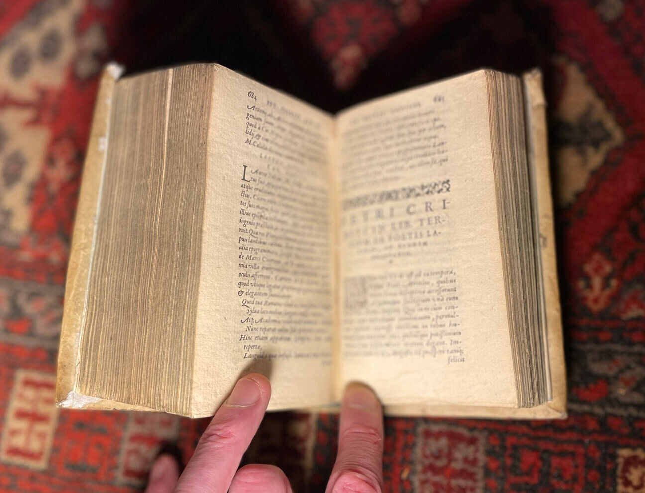 1585 De honesta disciplina : Petri Criniti Viri Doctissimi : Latin Vellum