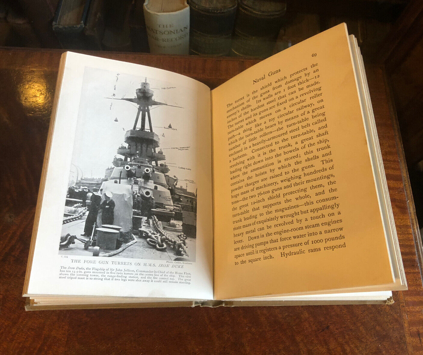 1915 Modern Weapons of War ( WWI ) Military Combat Submarines Guns Mines Battle