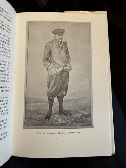 In the Wind's Eye: North Berwick Golf Club : Alistair Beaton Adamson : Golfing