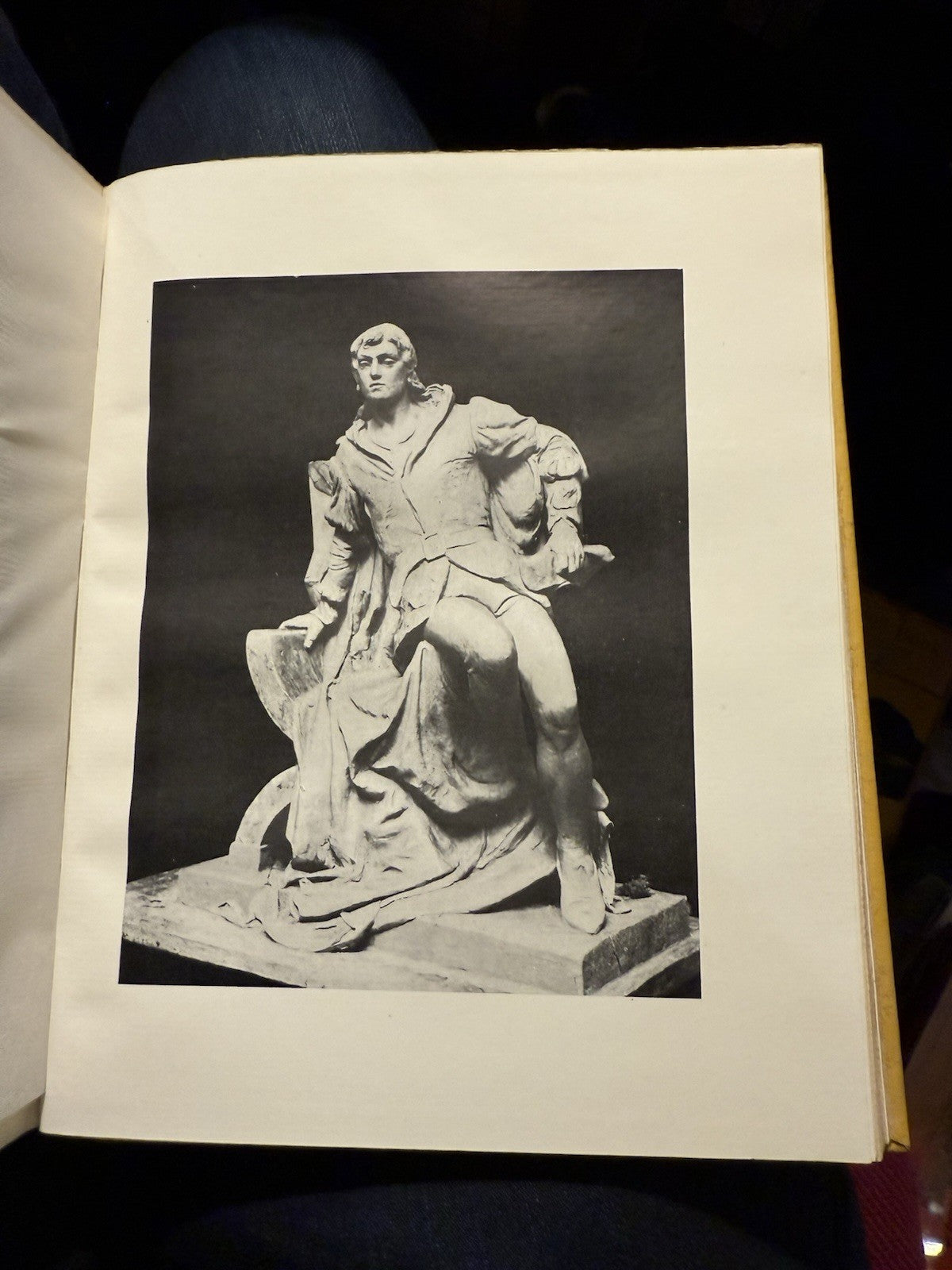 The Yellow Book (Volume 8) Jan 1896 Illustrated Quarterly : H. G. Wells : VIII