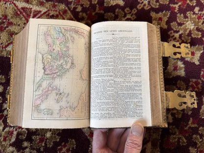 Bagster's Polyglot Bible : Stunning Clasped Fine Binding : Gauffered Edges c1864