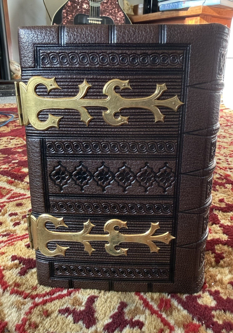 Bagster's Polyglot Bible : Stunning Clasped Fine Binding : Gauffered Edges c1864
