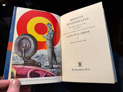 Biggles Investigates : Captain W. E. Johns : VGC First Edition 1964