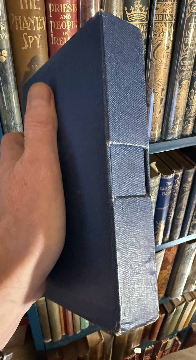 The Blue Bird; A Fairy Play : Vellucent binding by Cedric Chivers : Maeterlinck