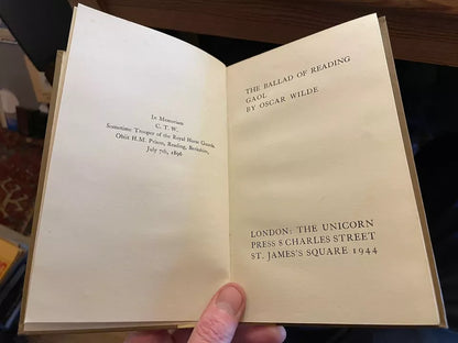 Oscar Wilde : The Ballad of Reading Gaol : Unicorn Press 1944