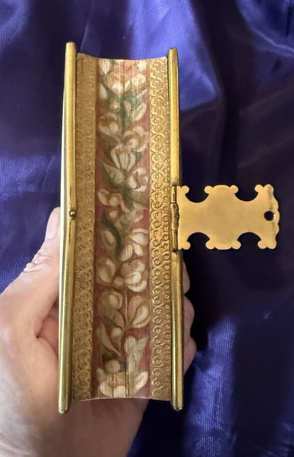 1862 The Book of Common Prayer : Painted Fore-edge : Ornate Clasped Celluloid