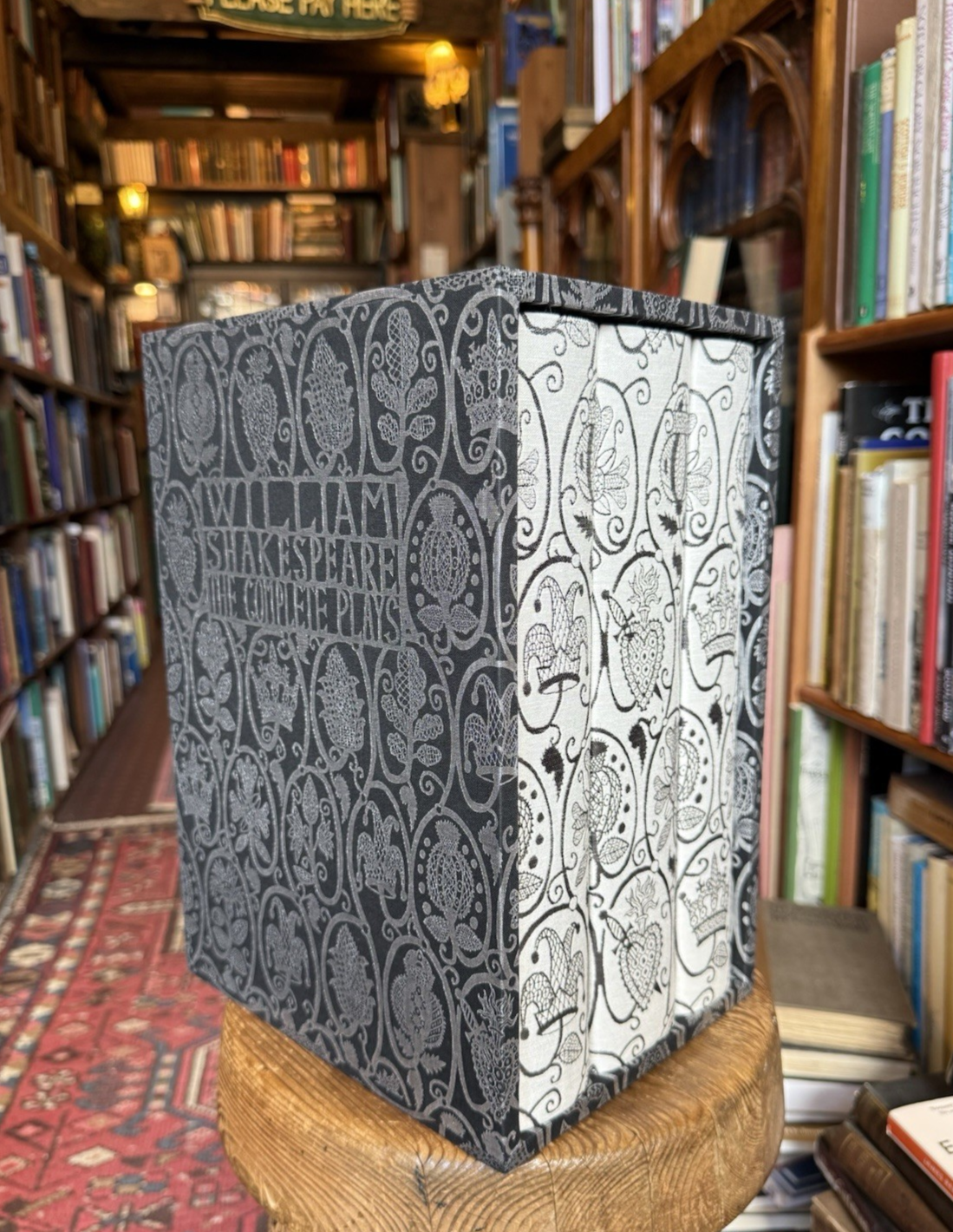 Folio Society : William Shakespeare Complete Plays : Signed Limited Edition 2023