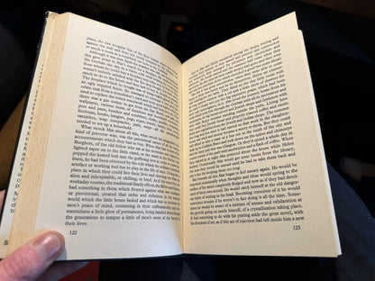 Archie Hind : The Dear Green Place : Second Impression 1967